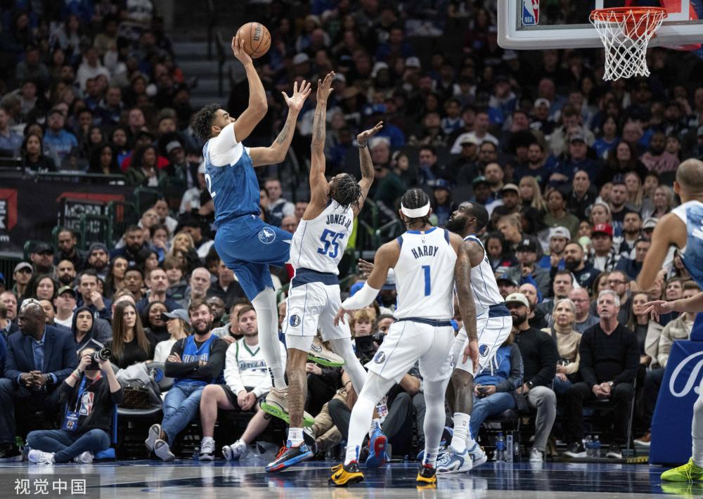 与福克斯的 与福克斯的