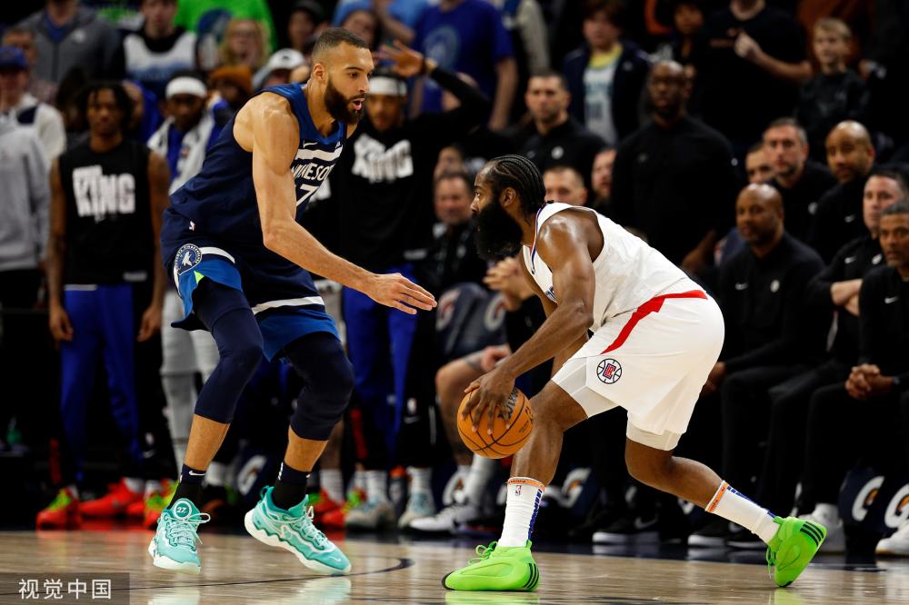 助理裁判与 助理裁判与