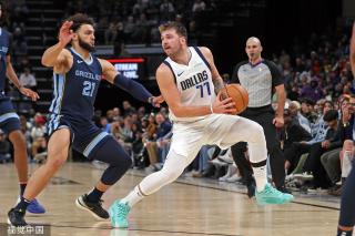 而奥卡福尔 而奥卡福尔